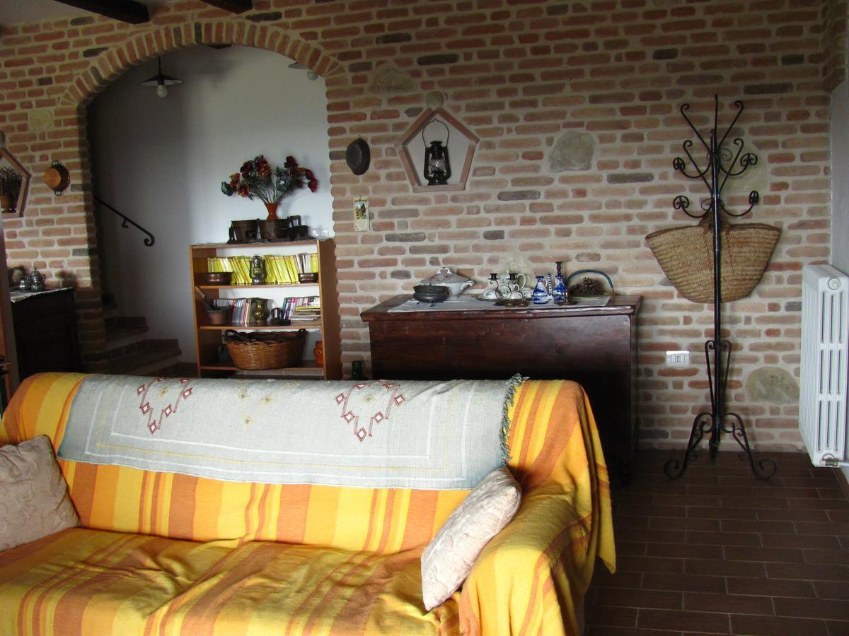 Orciano di Pesaro Agriturismo Bacchiocchi B&B 외부 사진