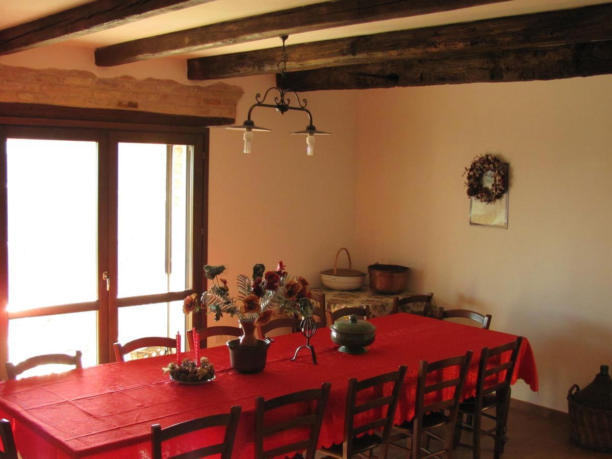 Orciano di Pesaro Agriturismo Bacchiocchi B&B 외부 사진